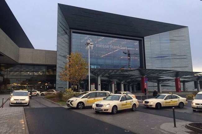 2014泰譜圣彎字機(jī)德國(guó)法蘭克福國(guó)際廣告展.jpg 2014泰譜圣彎字機(jī)德國(guó)法蘭克福國(guó)際廣告展.jpg